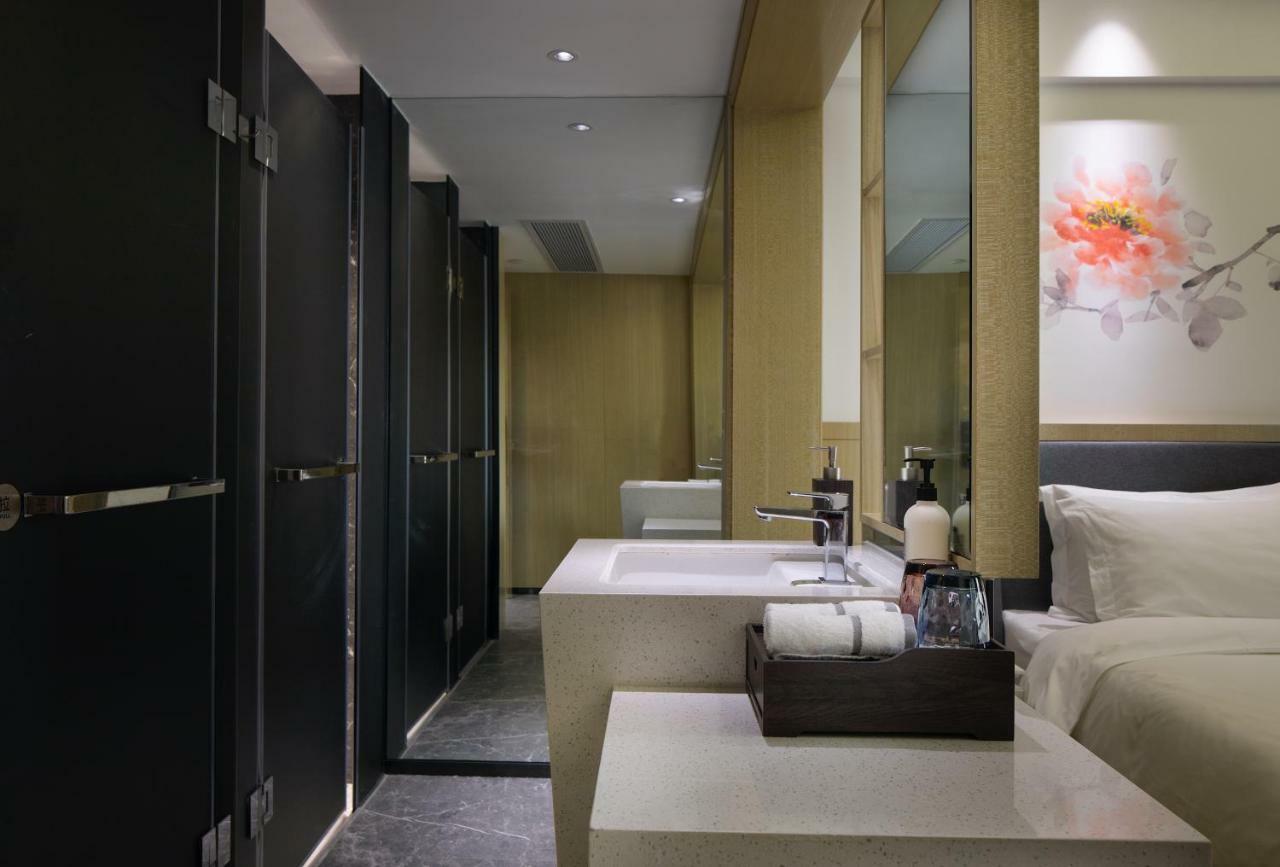 Paco Hotel Guangzhou Jiangtai Road Metro Branch Exterior foto