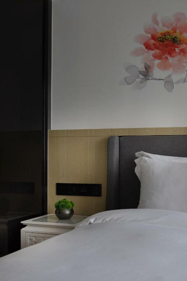 Paco Hotel Guangzhou Jiangtai Road Metro Branch Exterior foto
